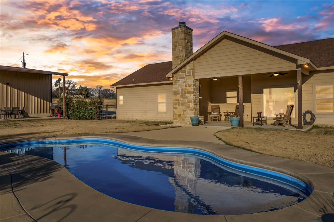 5600 Cr 304, Grandview, Texas image 4