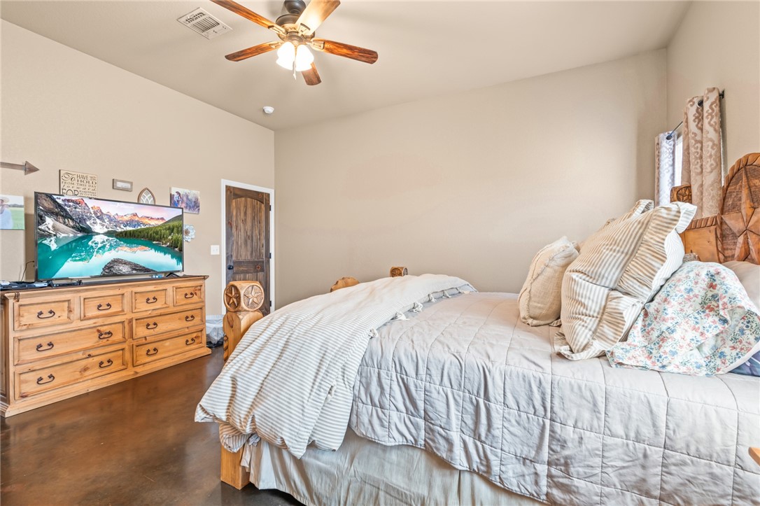 5600 Cr 304, Grandview, Texas image 20