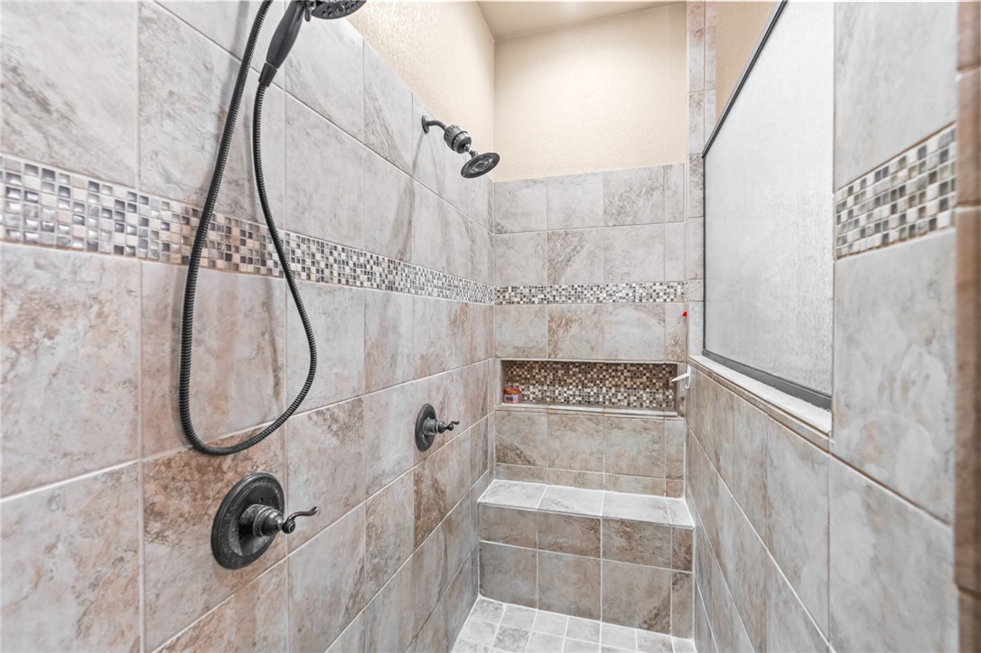 5600 Cr 304, Grandview, Texas image 23