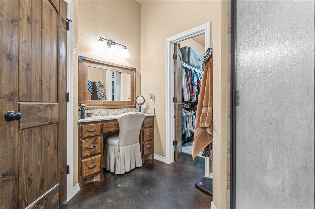 5600 Cr 304, Grandview, Texas image 24