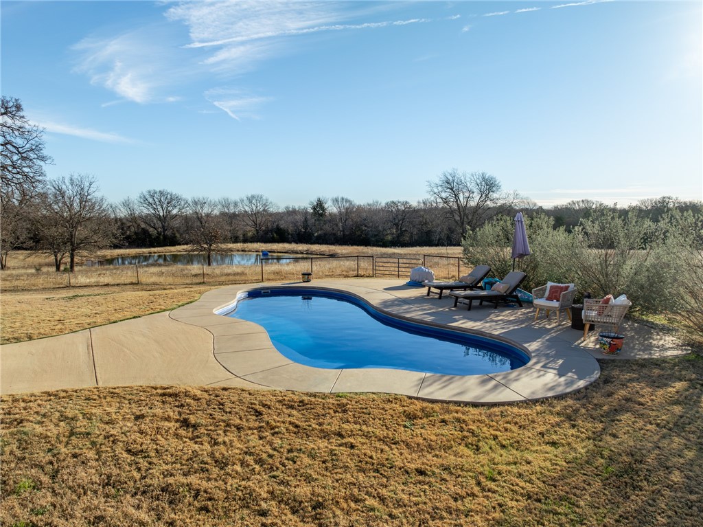 5600 Cr 304, Grandview, Texas image 10