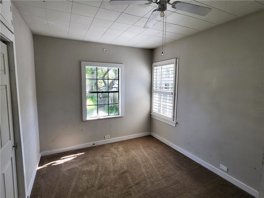 506 E Bowie Street, Mexia, Texas image 9