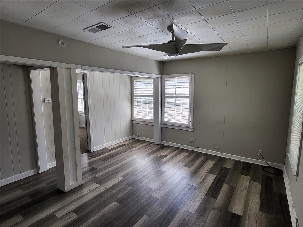 506 E Bowie Street, Mexia, Texas image 6