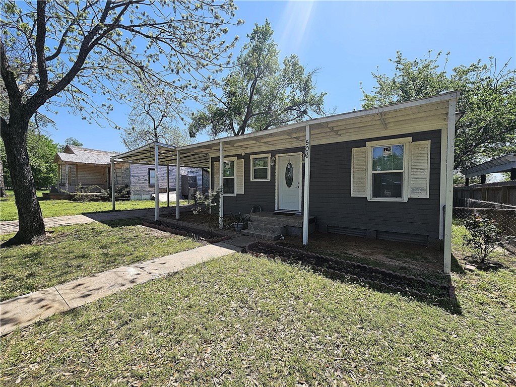 506 E Bowie Street, Mexia, Texas image 2