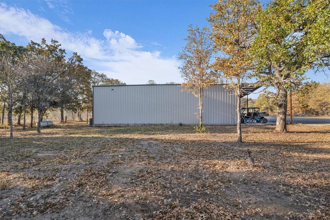 303 Woodlake Lane, Axtell, Texas image 10