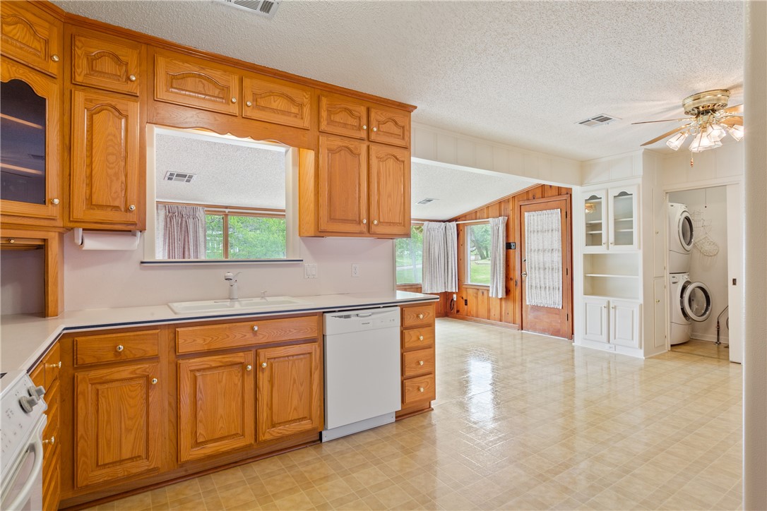 101 Turtle Creek Drive, Waco, Texas image 13