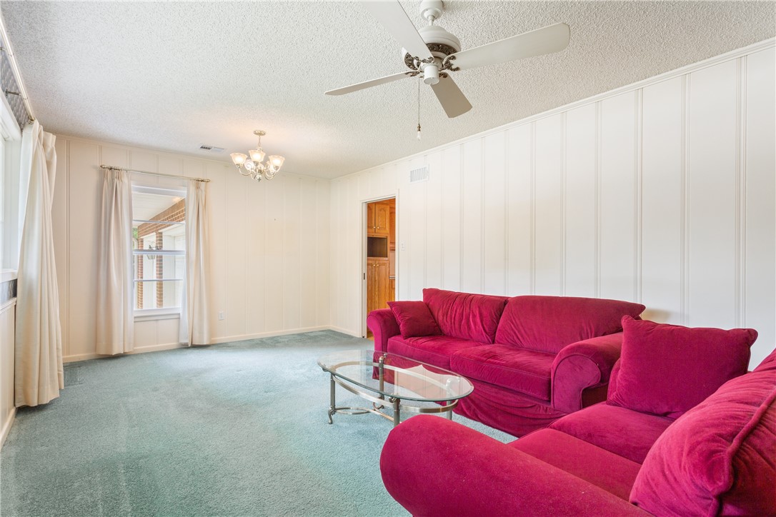 101 Turtle Creek Drive, Waco, Texas image 4