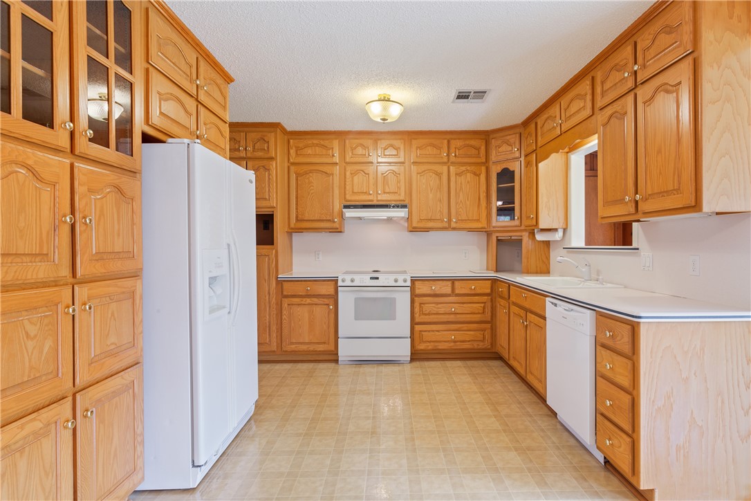 101 Turtle Creek Drive, Waco, Texas image 11
