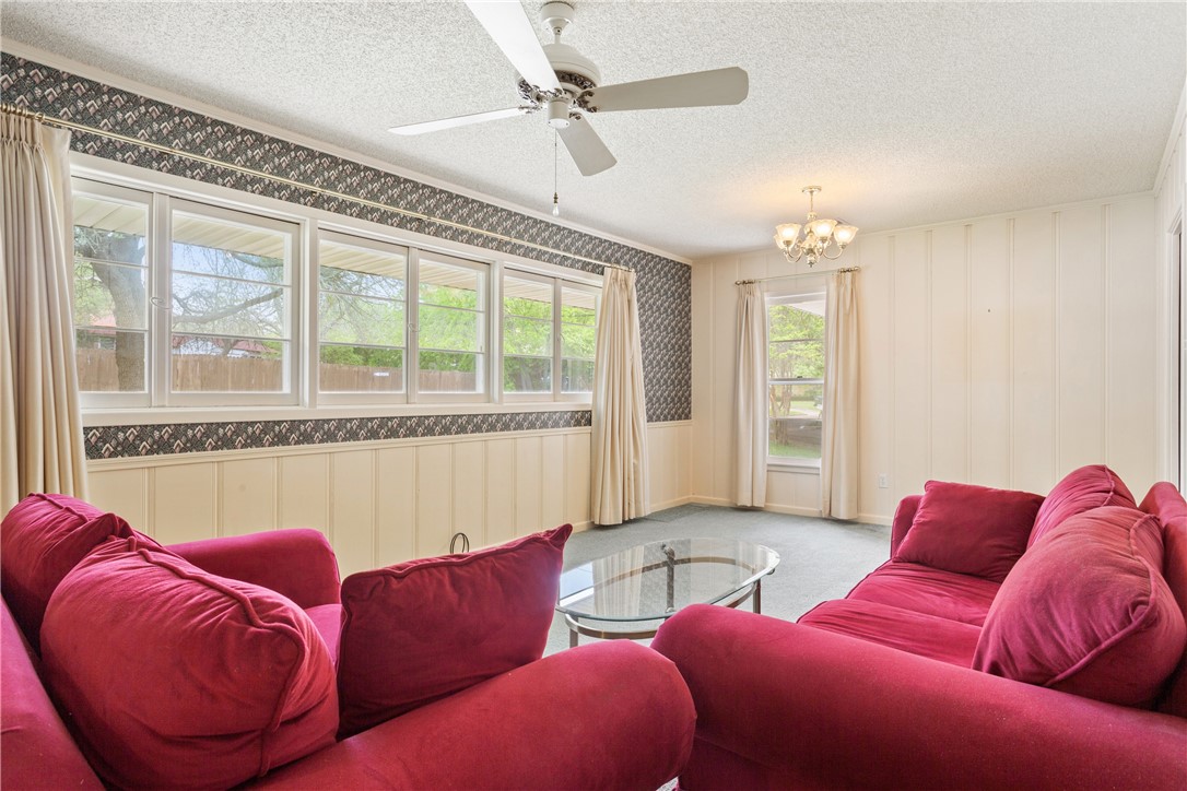101 Turtle Creek Drive, Waco, Texas image 5