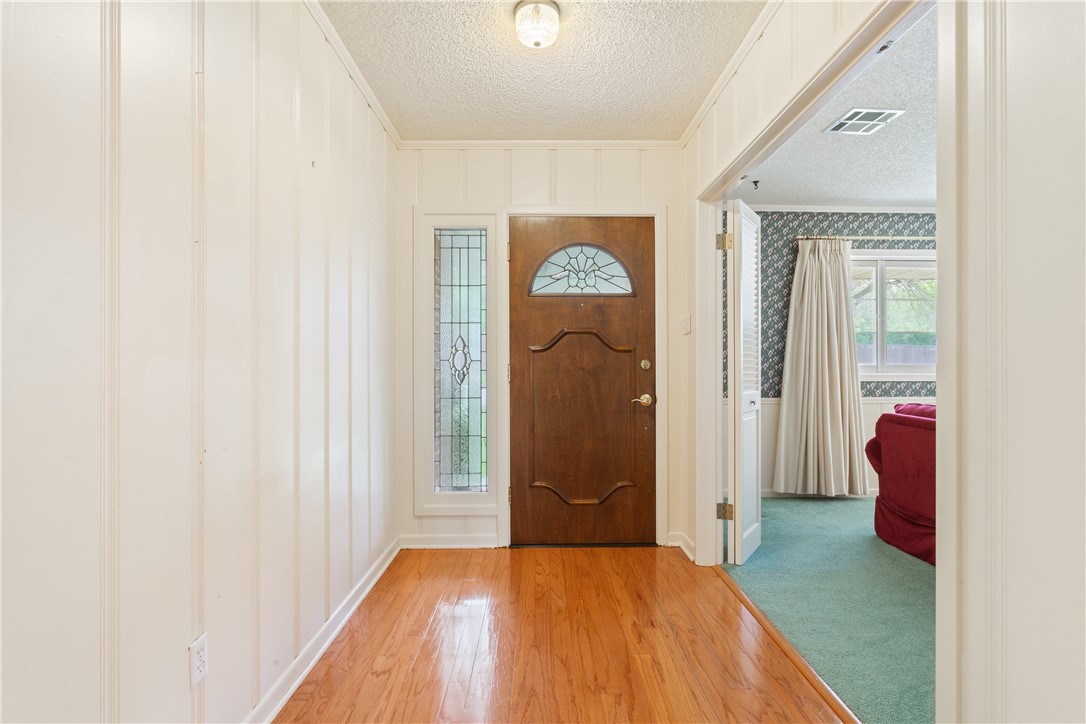 101 Turtle Creek Drive, Waco, Texas image 3