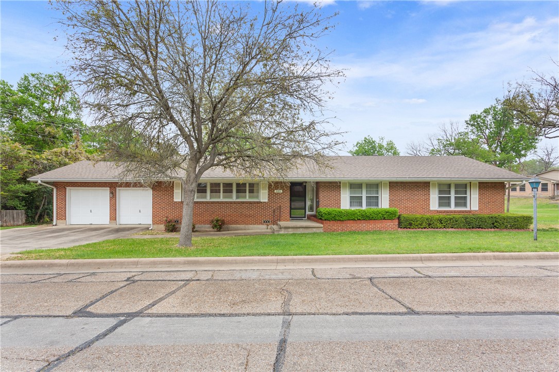 101 Turtle Creek Drive, Waco, Texas image 1