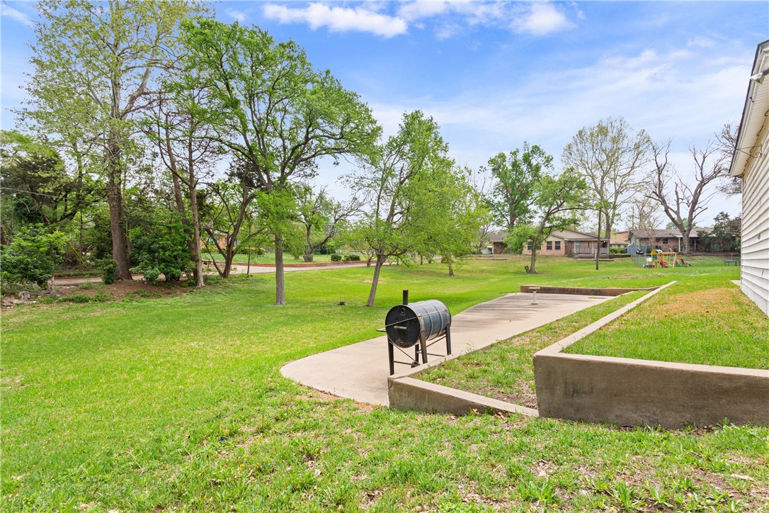 101 Turtle Creek Drive, Waco, Texas image 27