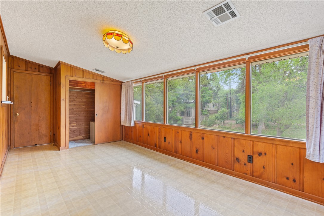 101 Turtle Creek Drive, Waco, Texas image 8