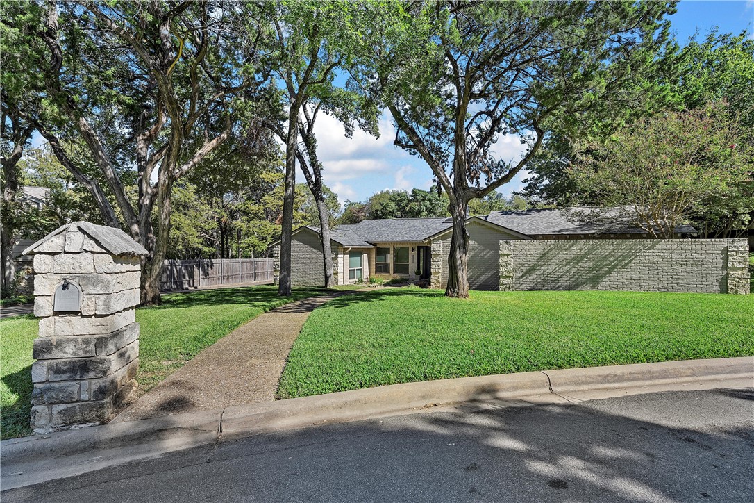 9009 Cherry Creek Place, Woodway, Texas image 44