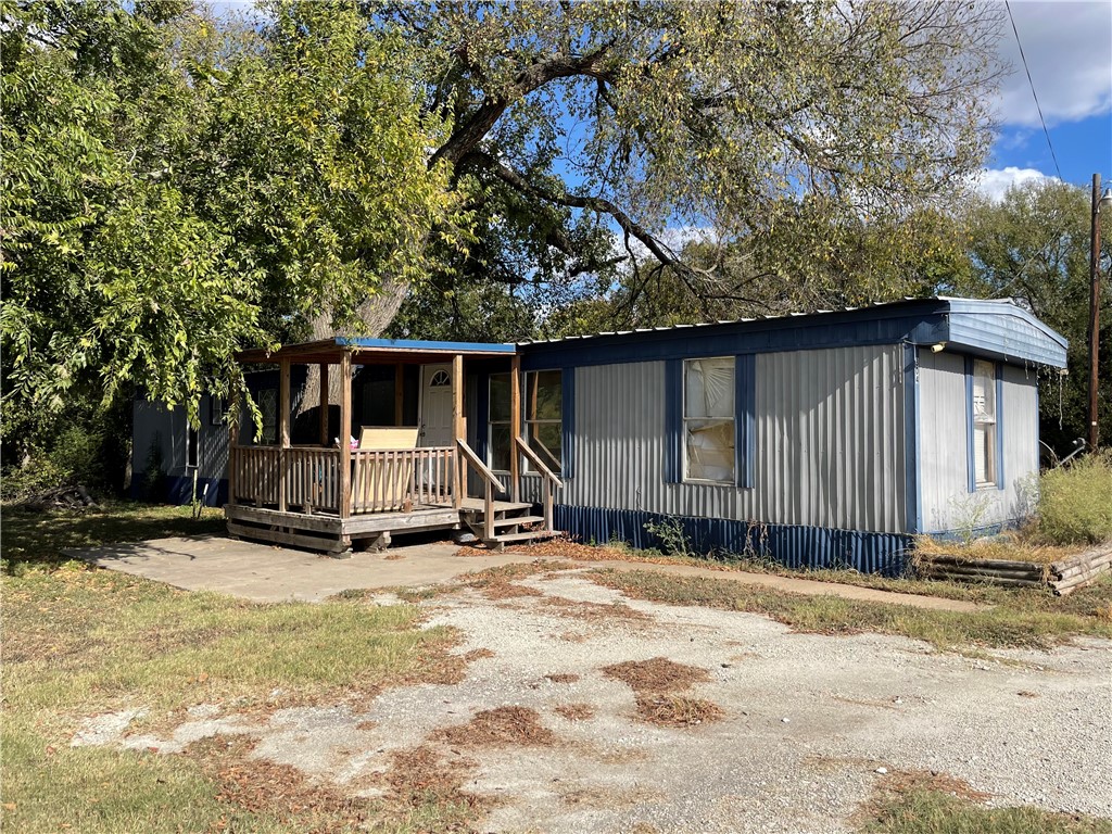 304 N Miller Avenue, Hubbard, Texas image 7