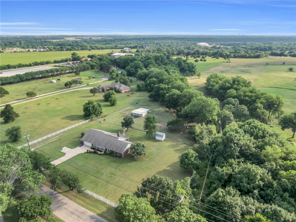 1052 S Lowrance Road, Red Oak, Texas image 12