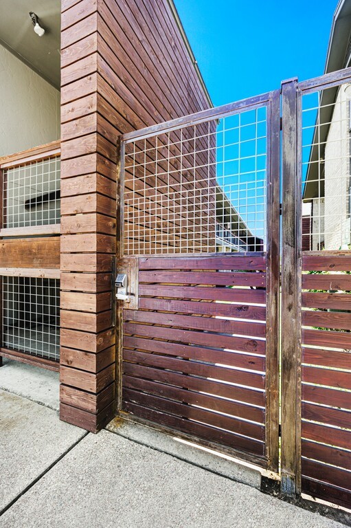 1342 S 12th Street, Waco, Texas image 28