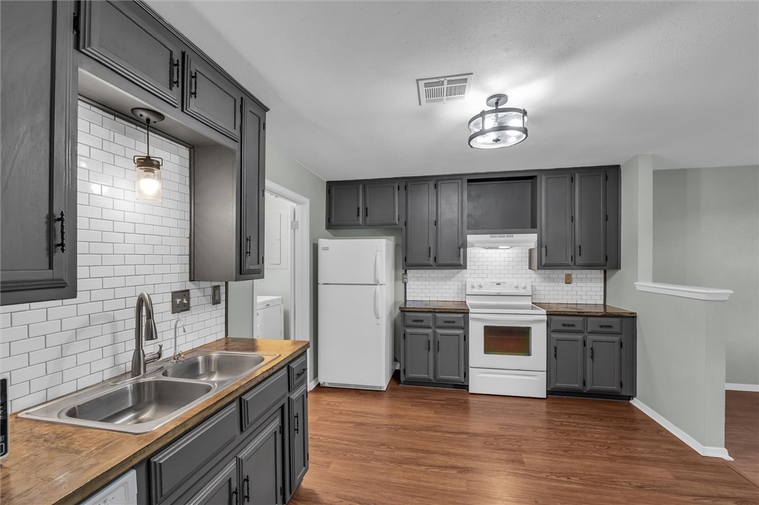1415 Chapel Downs Road, Woodway, Texas image 11