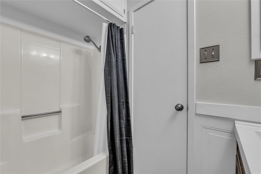 1415 Chapel Downs Road, Woodway, Texas image 19