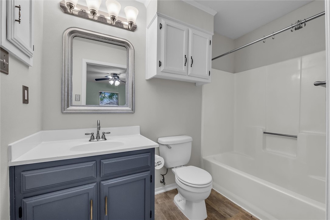 1415 Chapel Downs Road, Woodway, Texas image 16