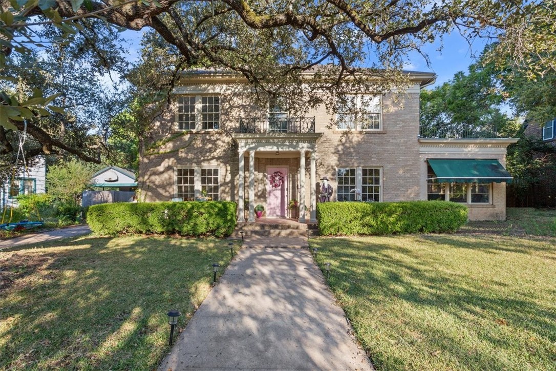 2909 Sanger Avenue, Waco, Texas image 1