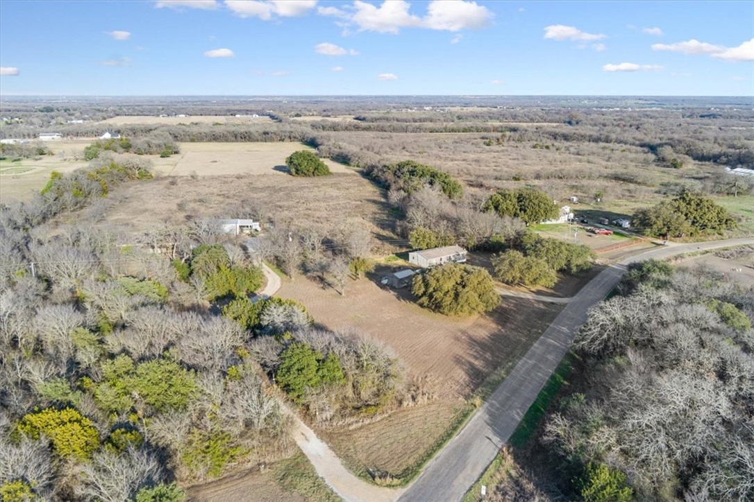 1976 Wesley Chapel Road, Waco, Texas image 7