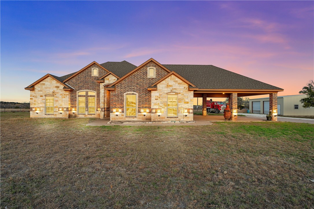 9072 N Lone Star Parkway, Crawford, Texas image 1