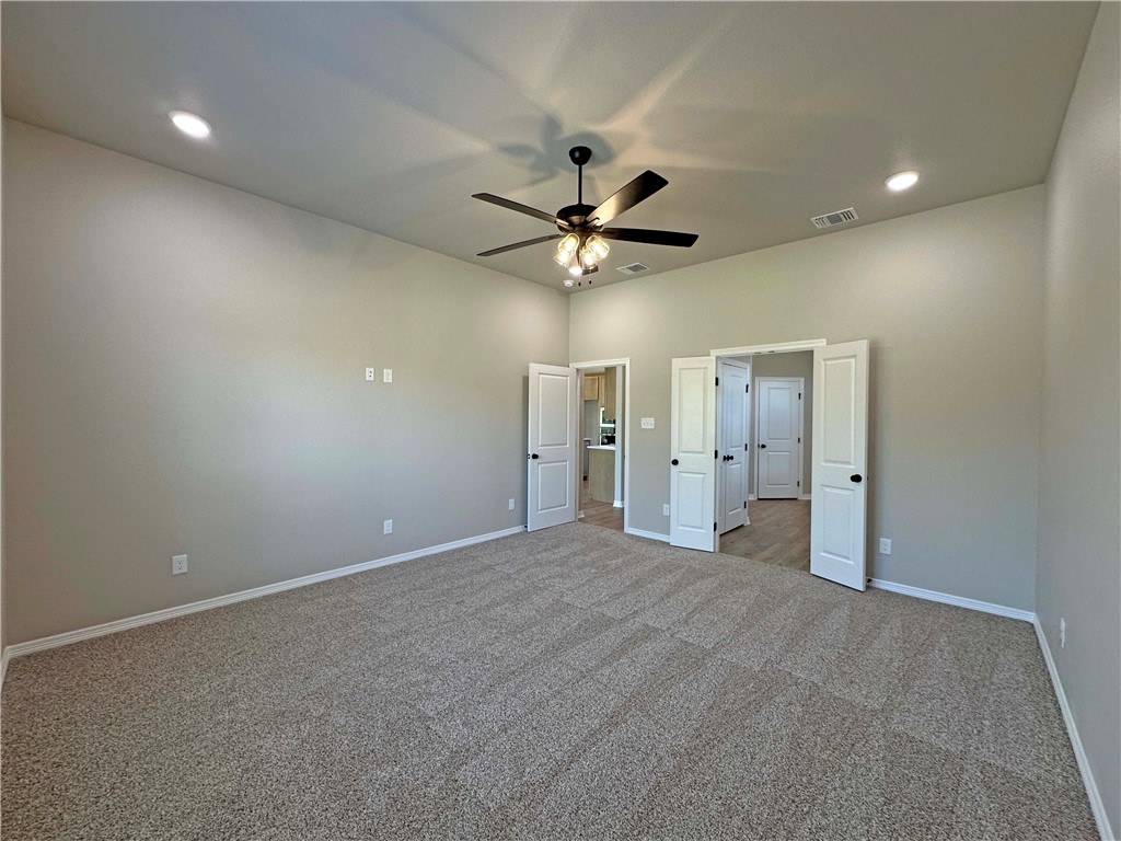 135 Lasso Loop, Lorena, Texas image 22