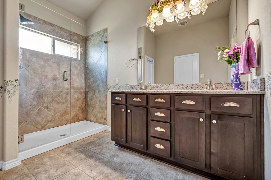 102 Livingston Court, Waco, Texas image 27
