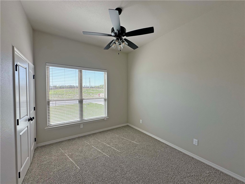 137 Lasso Loop, Lorena, Texas image 17