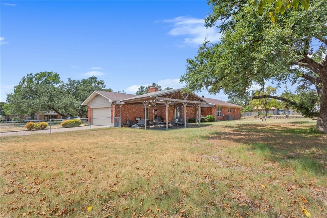 151 Cr 3255, Clifton, Texas image 37