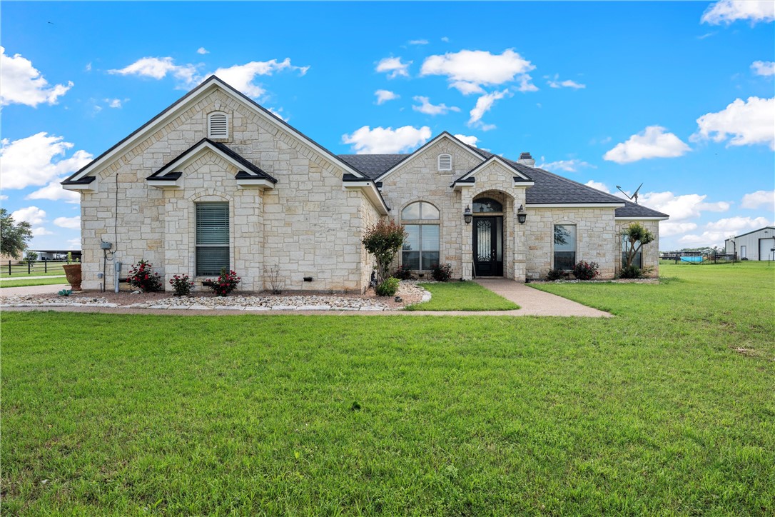 3243 N Lone Star Parkway, McGregor, Texas image 4