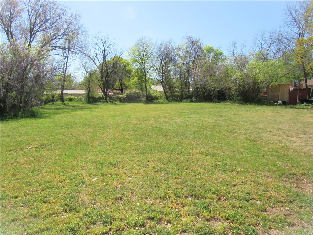 208 Walnut Street, Waco, Texas image 1