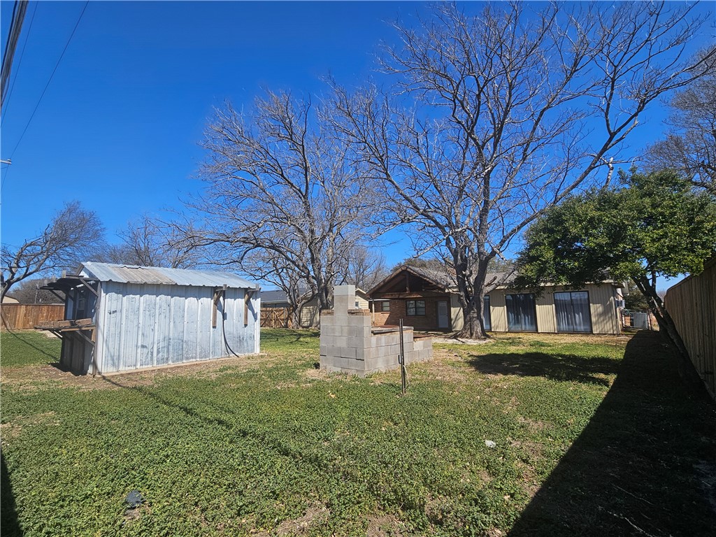 429 Lindenwood Lane, Hewitt, Texas image 24