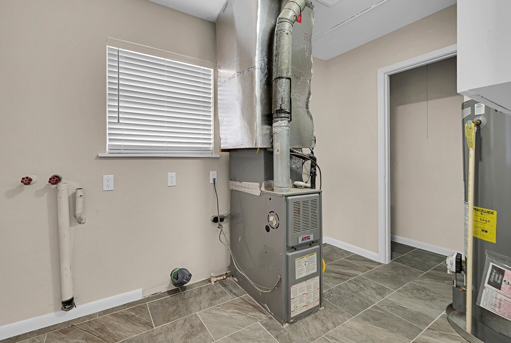 122 Teeling Trail, Whitney, Texas image 31