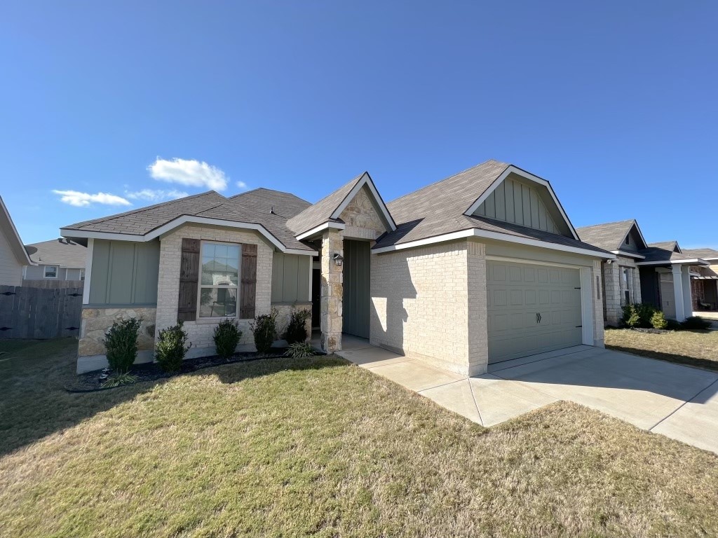 2917 Gilchrist Drive, Lorena, Texas image 2