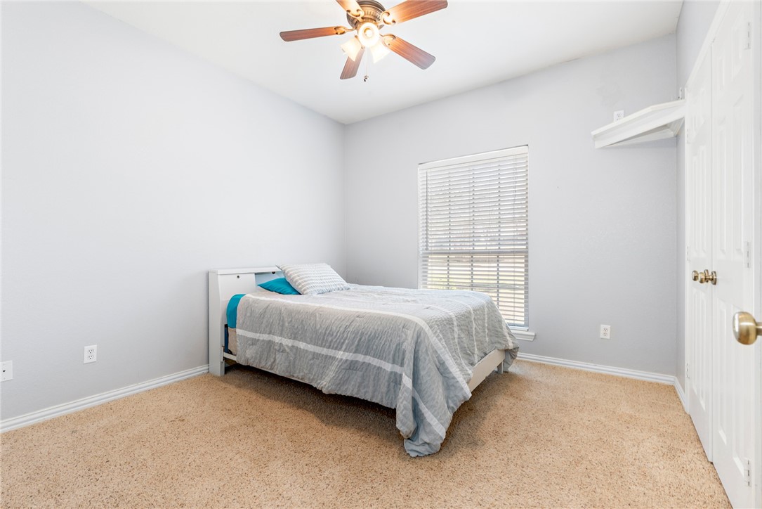 609 N Harrison Street, West, Texas image 32