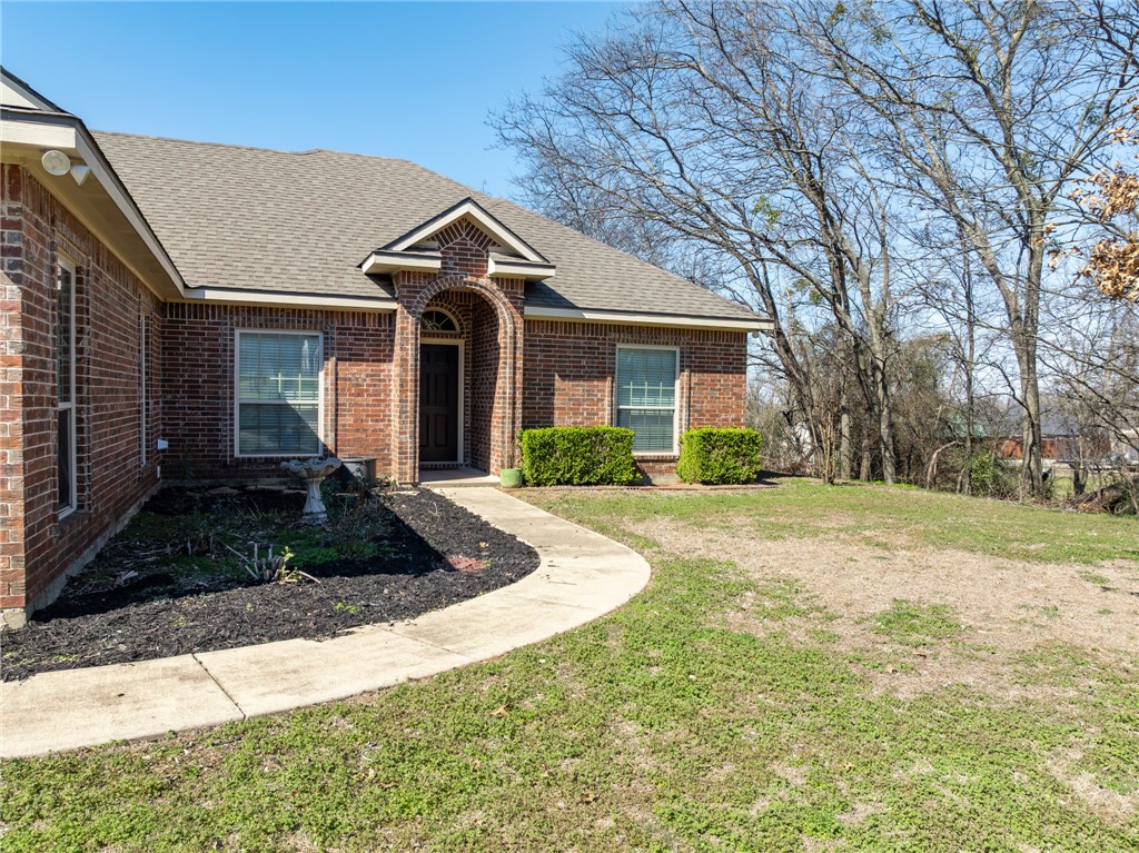 609 N Harrison Street, West, Texas image 4