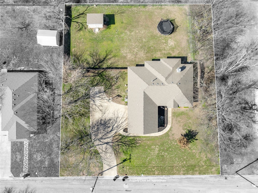 609 N Harrison Street, West, Texas image 38