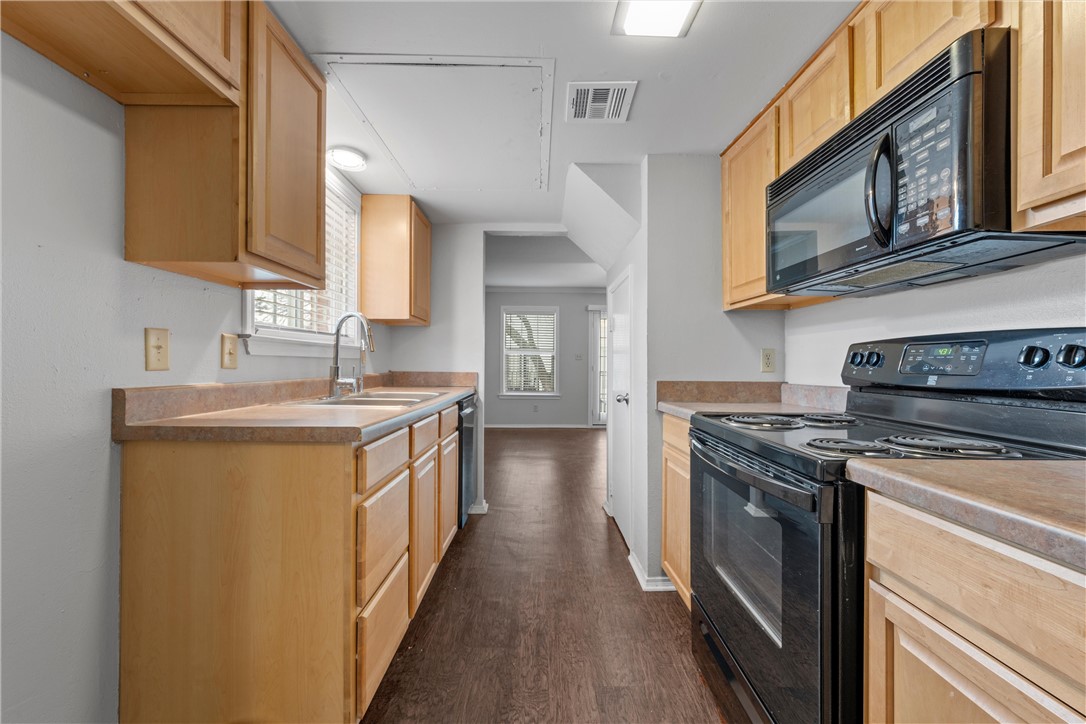 600 Bagby Avenue #6B, Waco, Texas image 7