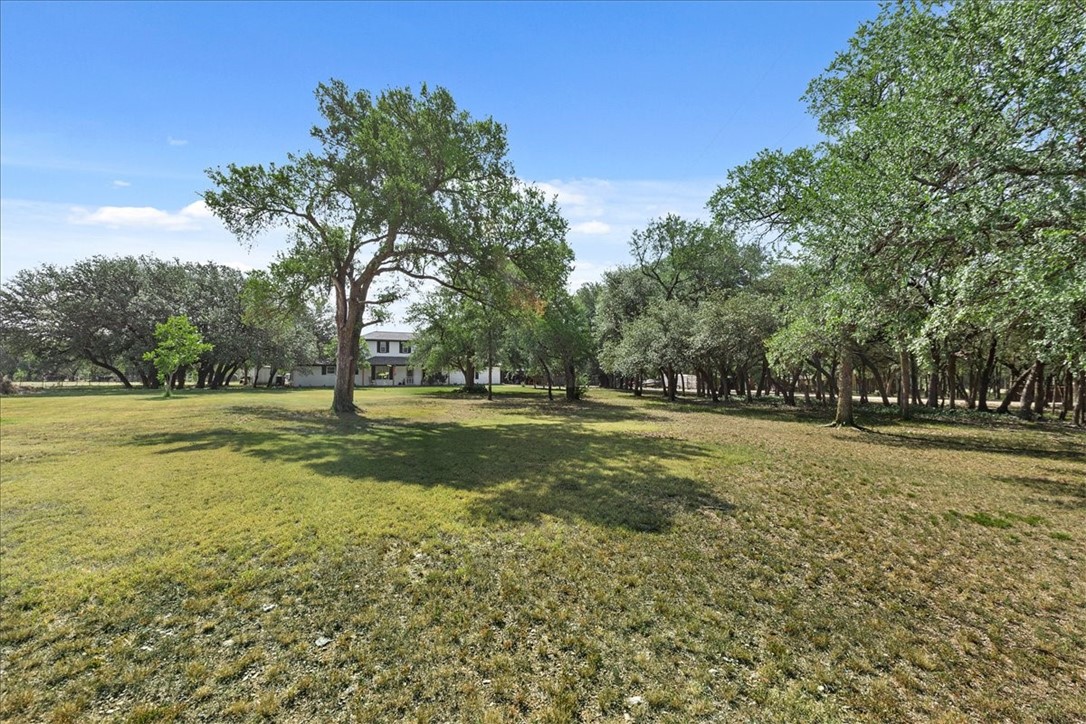 7474 N Lone Star Parkway, Crawford, Texas image 27