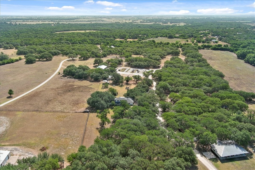 7474 N Lone Star Parkway, Crawford, Texas image 33