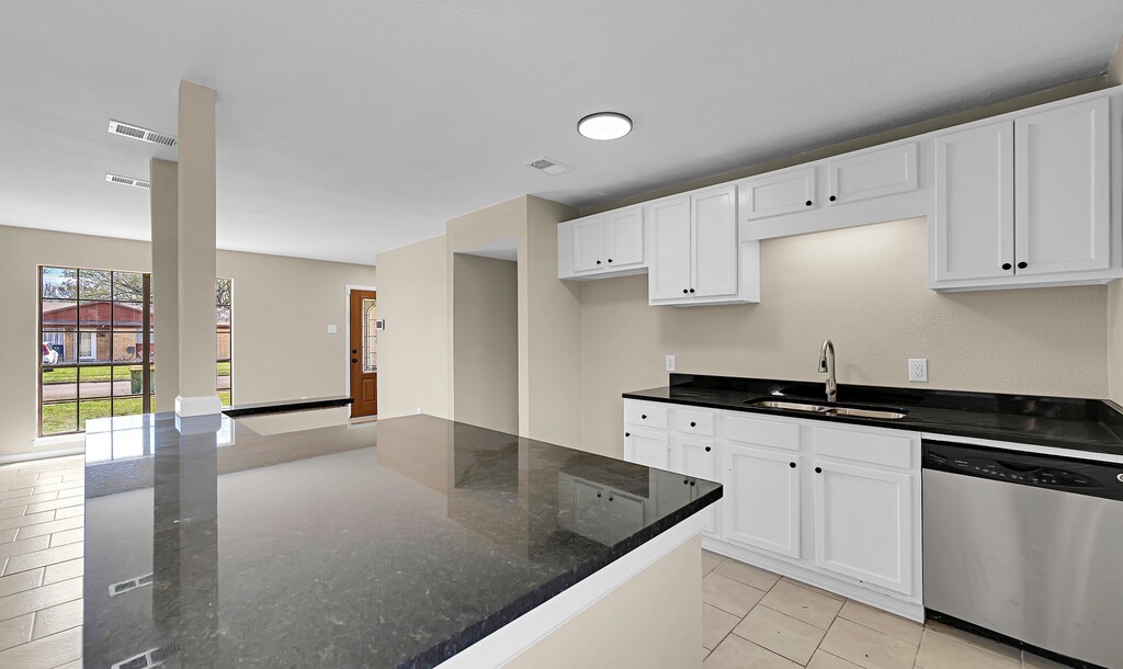 4310 Gram Lane, Waco, Texas image 10
