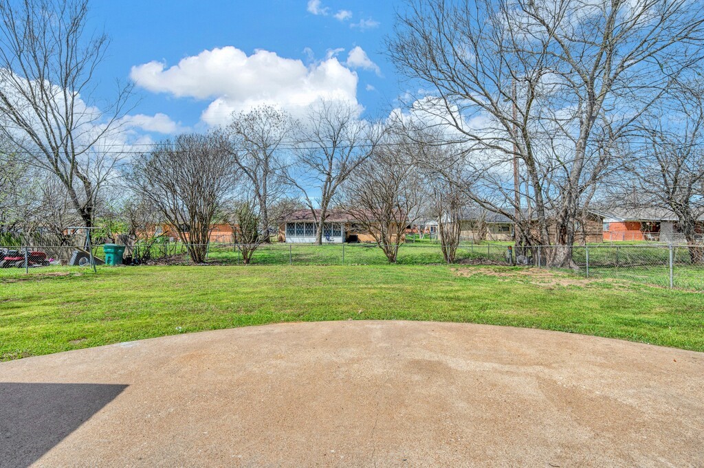 4310 Gram Lane, Waco, Texas image 28