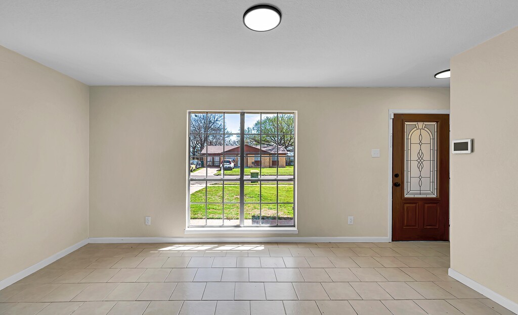 4310 Gram Lane, Waco, Texas image 7