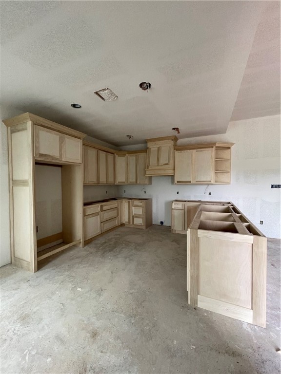 412 E Hunt Street, Bremond, Texas image 2