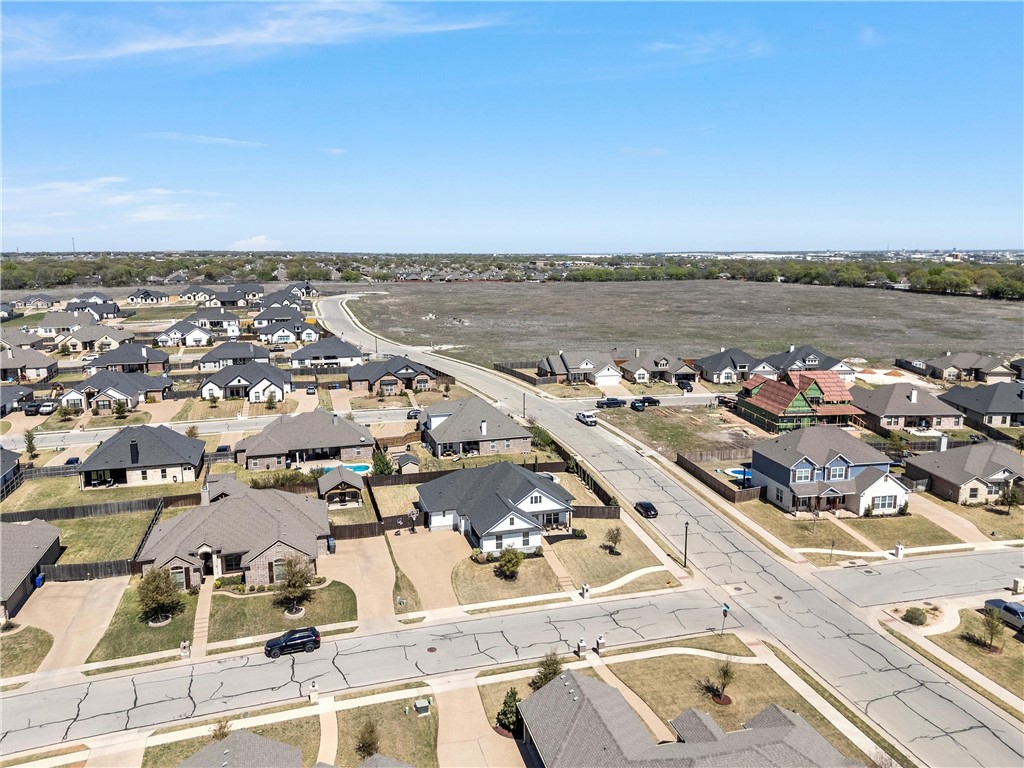 10101 Wildberry Drive, Woodway, Texas image 32