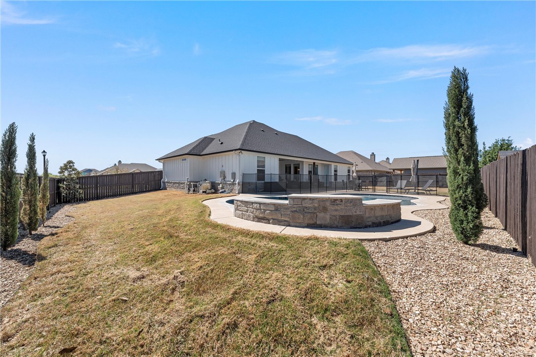 10101 Wildberry Drive, Woodway, Texas image 29