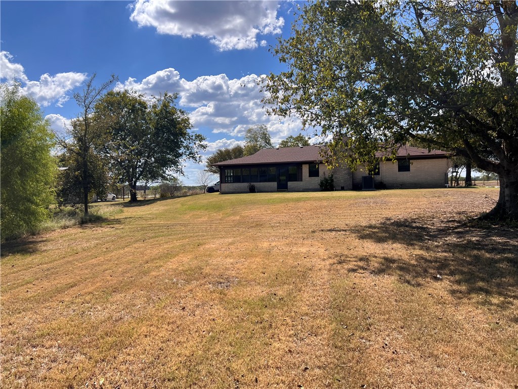 514 N Vicha Road, Axtell, Texas image 2