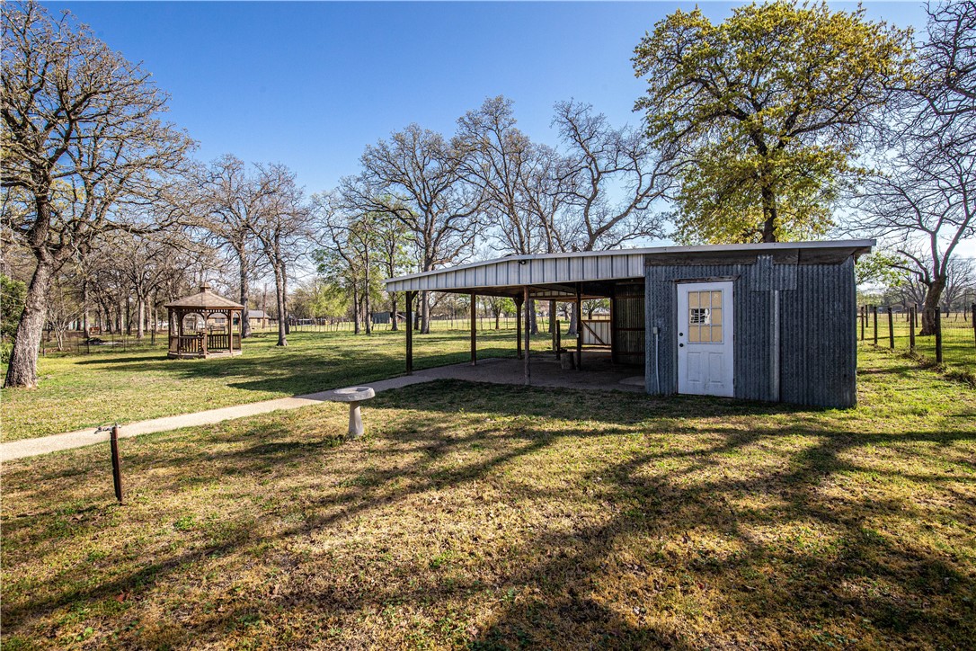 182 Briar Lane, Chilton, Texas image 22